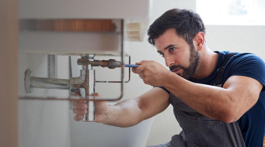 Professional water heater installation services in Colonial Heights, VA
